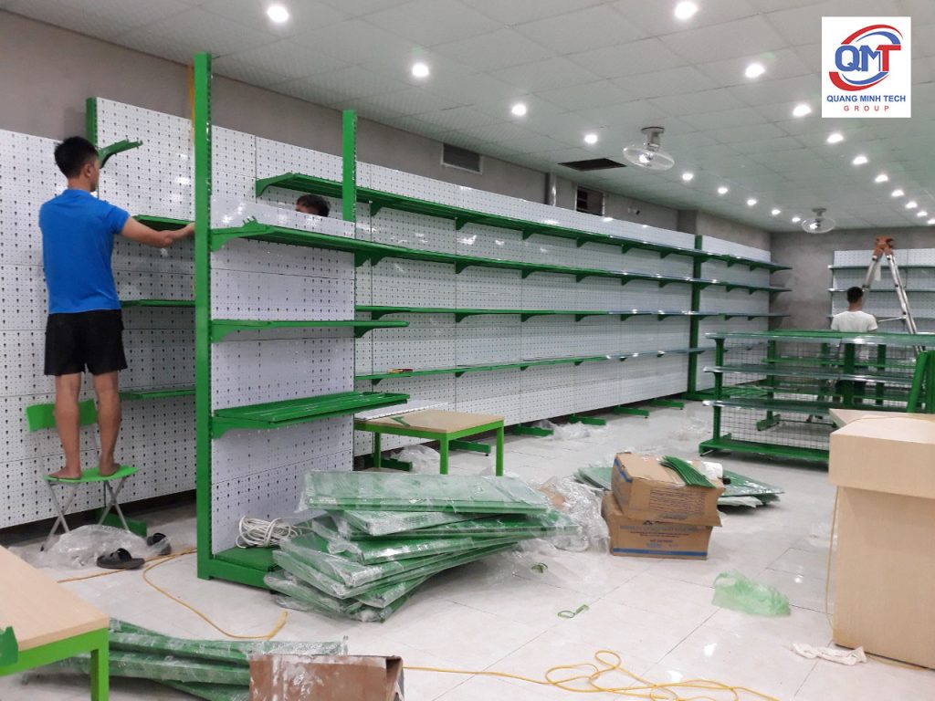 kệ siêu thị tôn đục lỗ